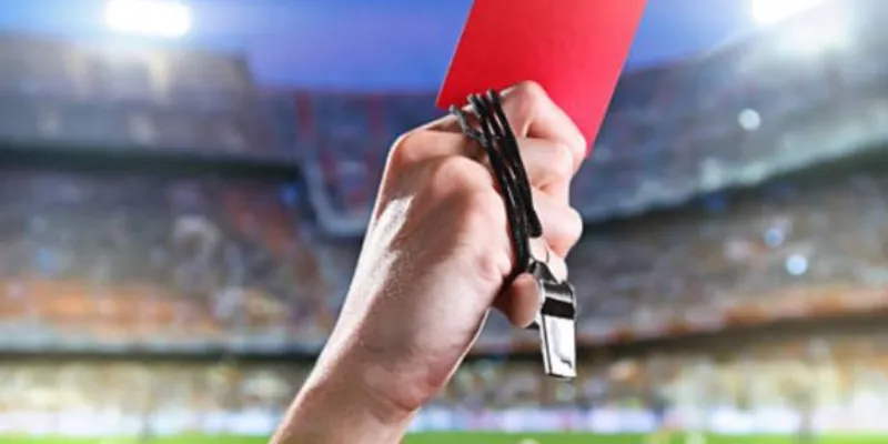 Cách phân tích tỷ lệ kèo thẻ phạt trong bóng đá
